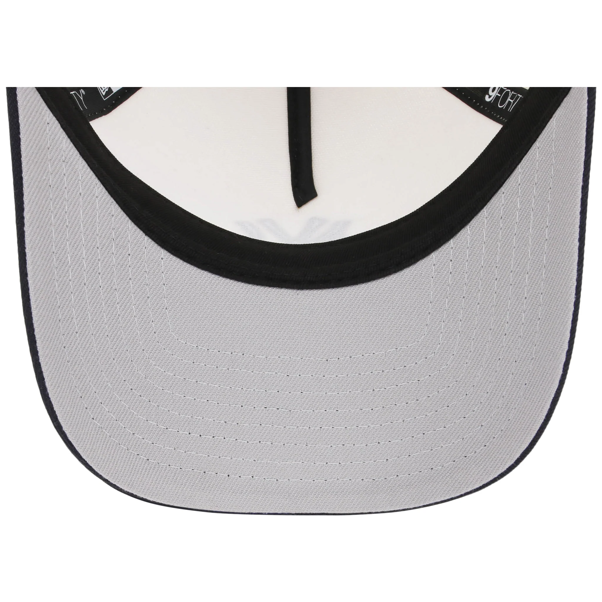 Atlanta Braves Women's New Era 9FORTY Chrome OTC A-Frame - Image 2