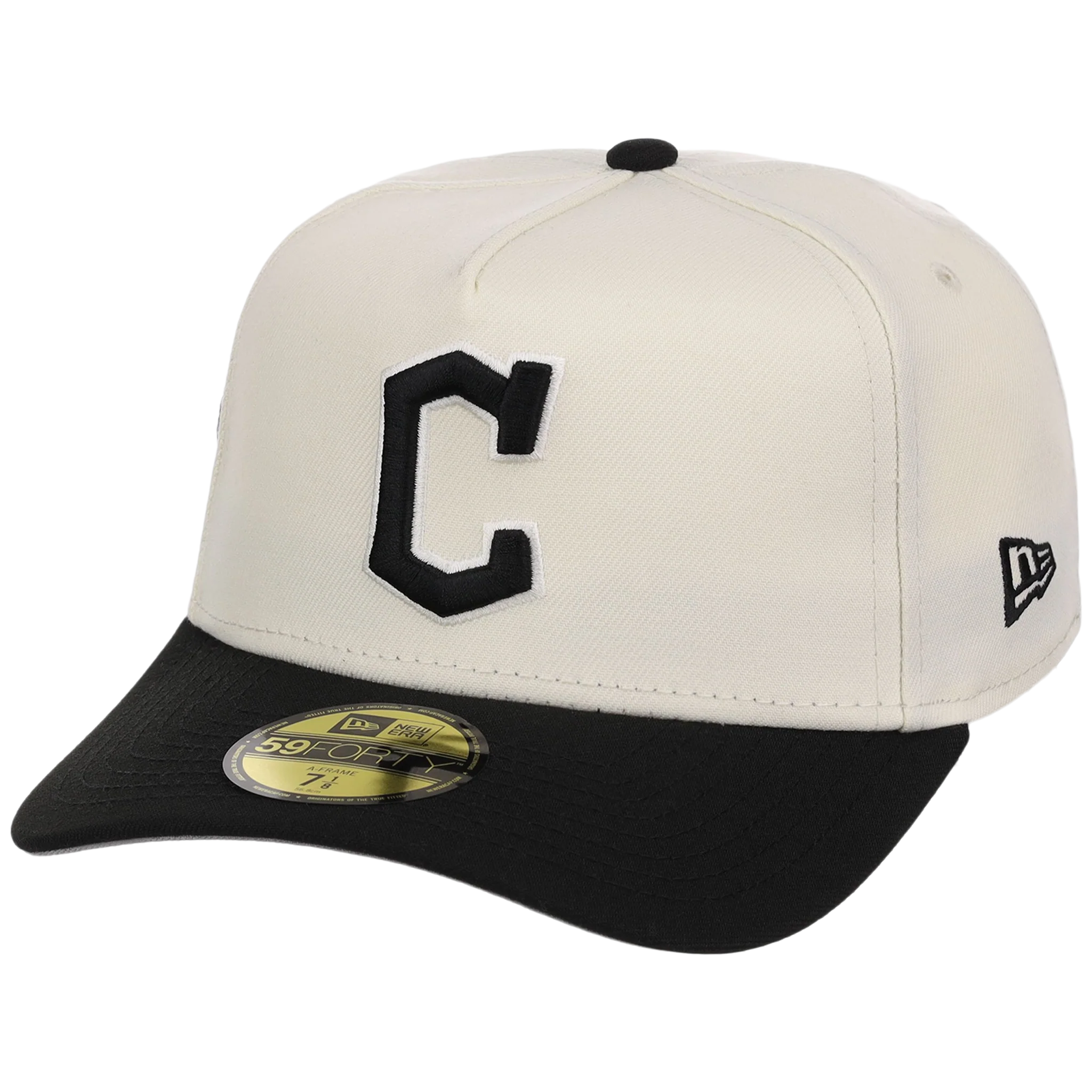 Cleveland Guardians MLB Chrome Noir New Era 59FORTY - Image 4
