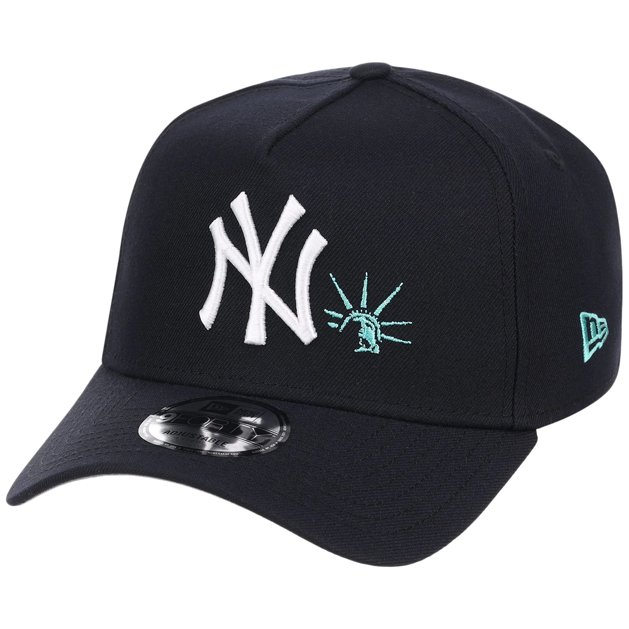 New York Yankees - New York Crown the City - Liberty Element New Era 9FORTY - Navy/Navy - Image 4