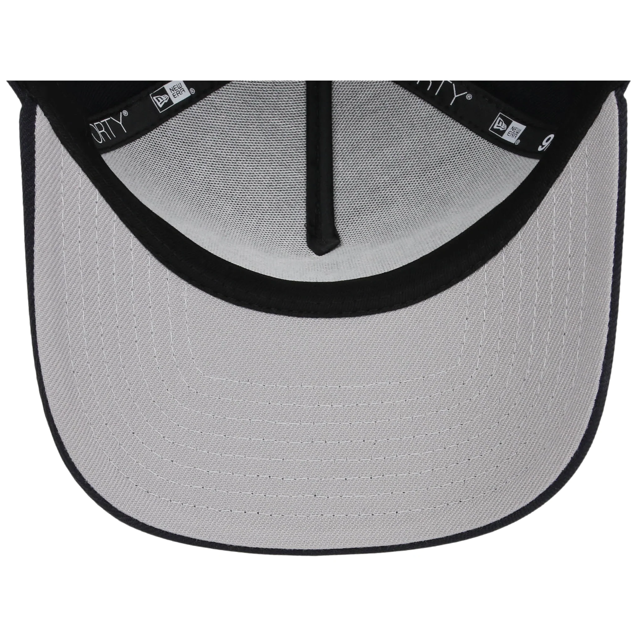 New York Yankees - New York Crown the City - Liberty New Era 9FORTY - Navy/Navy - Image 2