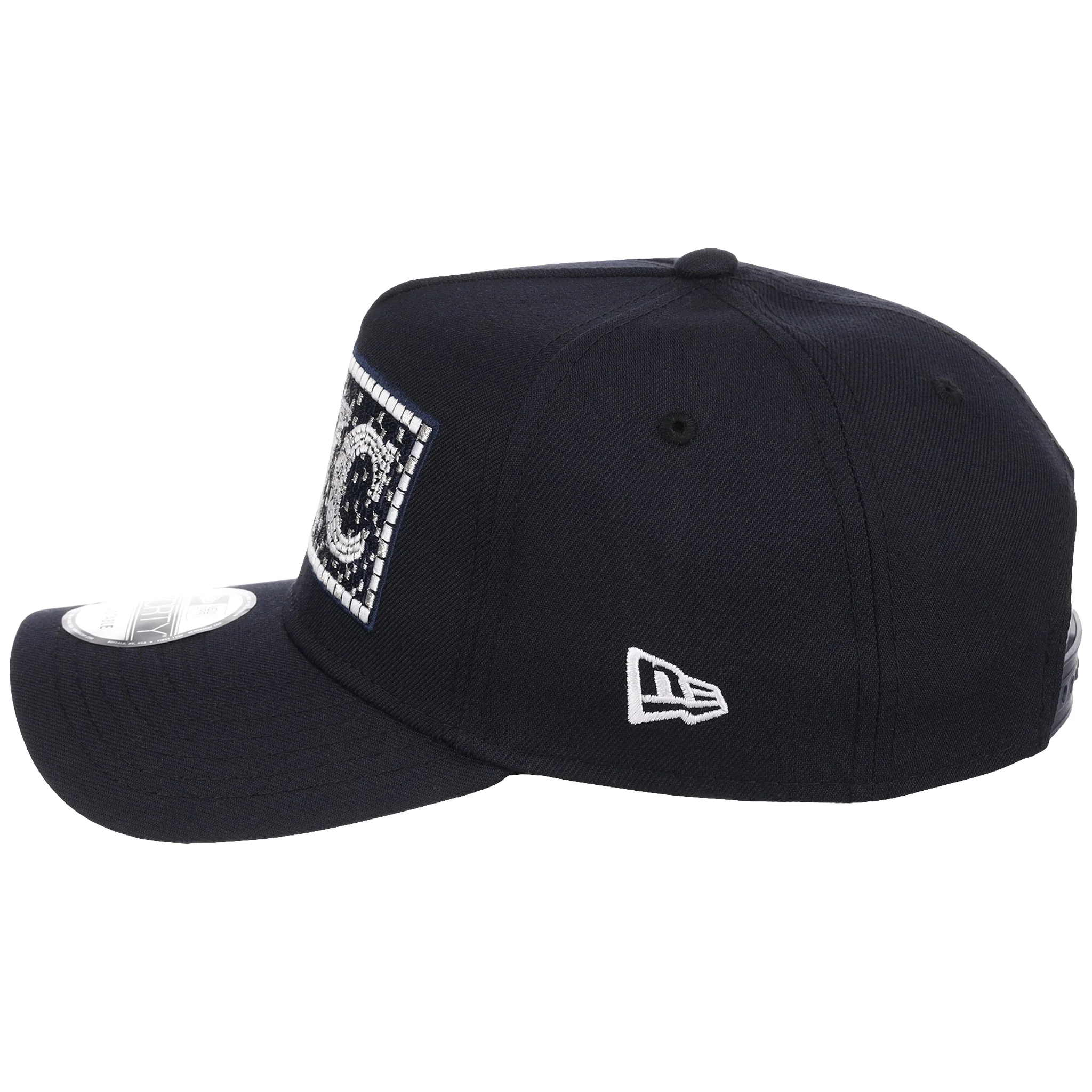 New York Yankees - New York Crown the City - Subway Tile New Era 9FORTY - Navy/Navy - Image 6