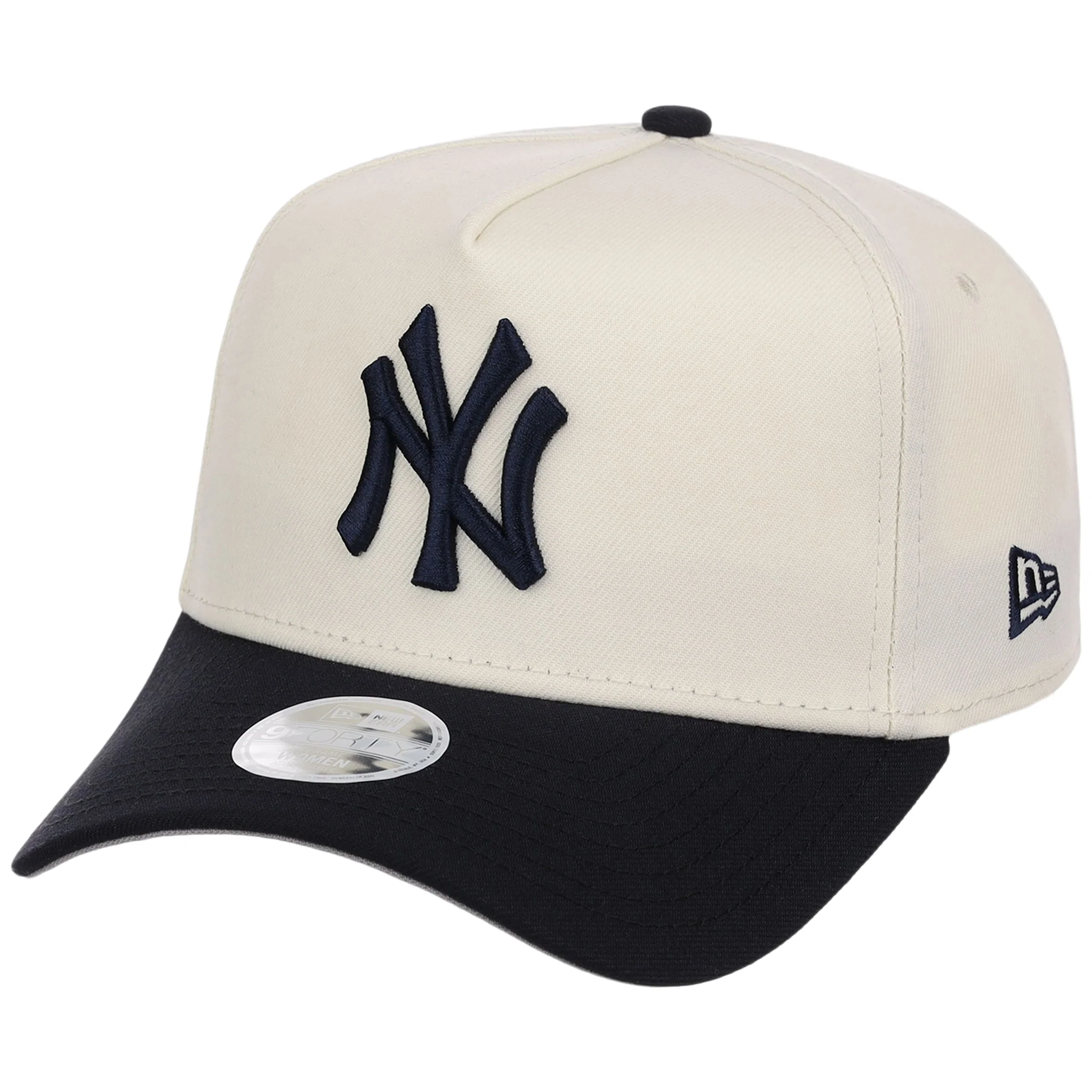 New York Yankees Women's New Era 9FORTY Chrome OTC A-Frame - Image 3