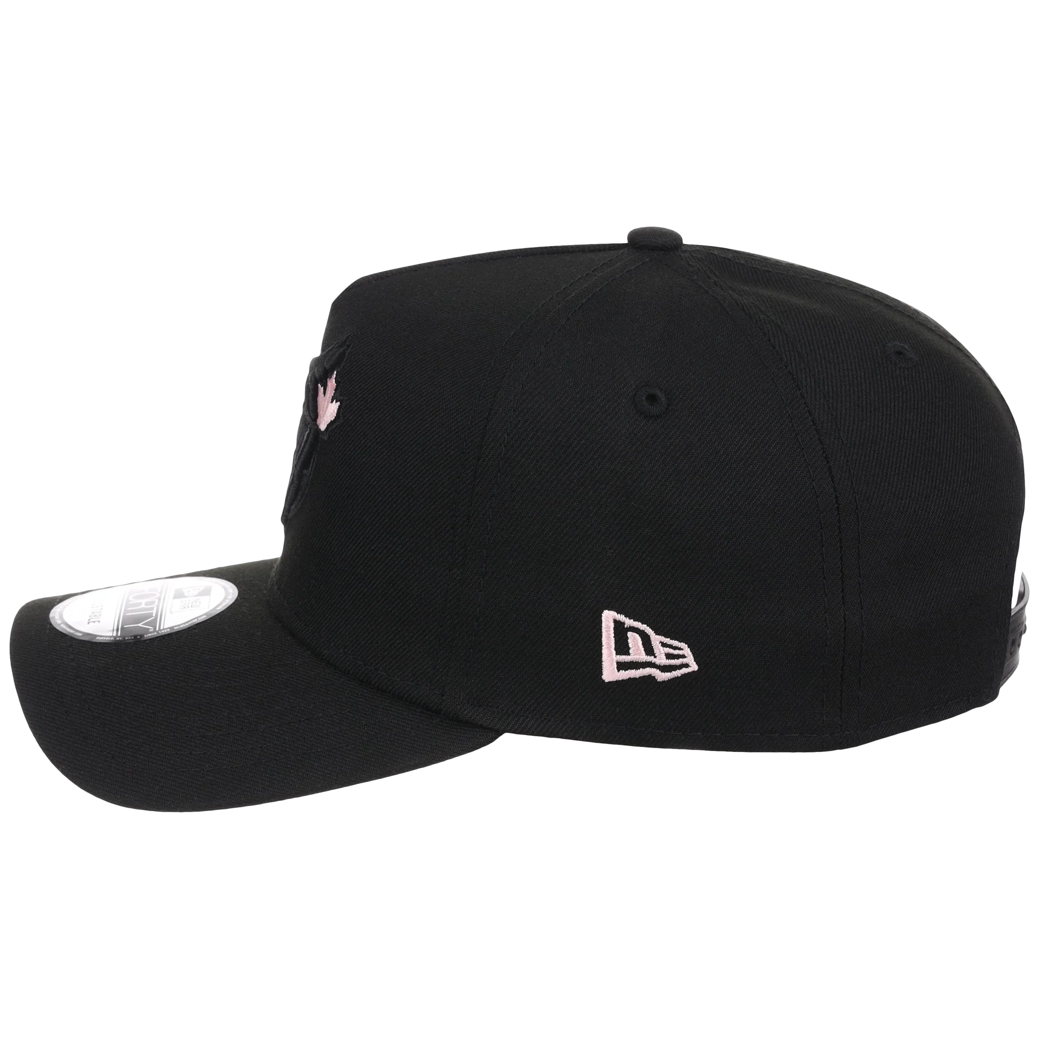 Toronto Blue Jays Toronto Crown the City - Black Pop Pink New Era 9FORTY (Black/Black) - Image 6