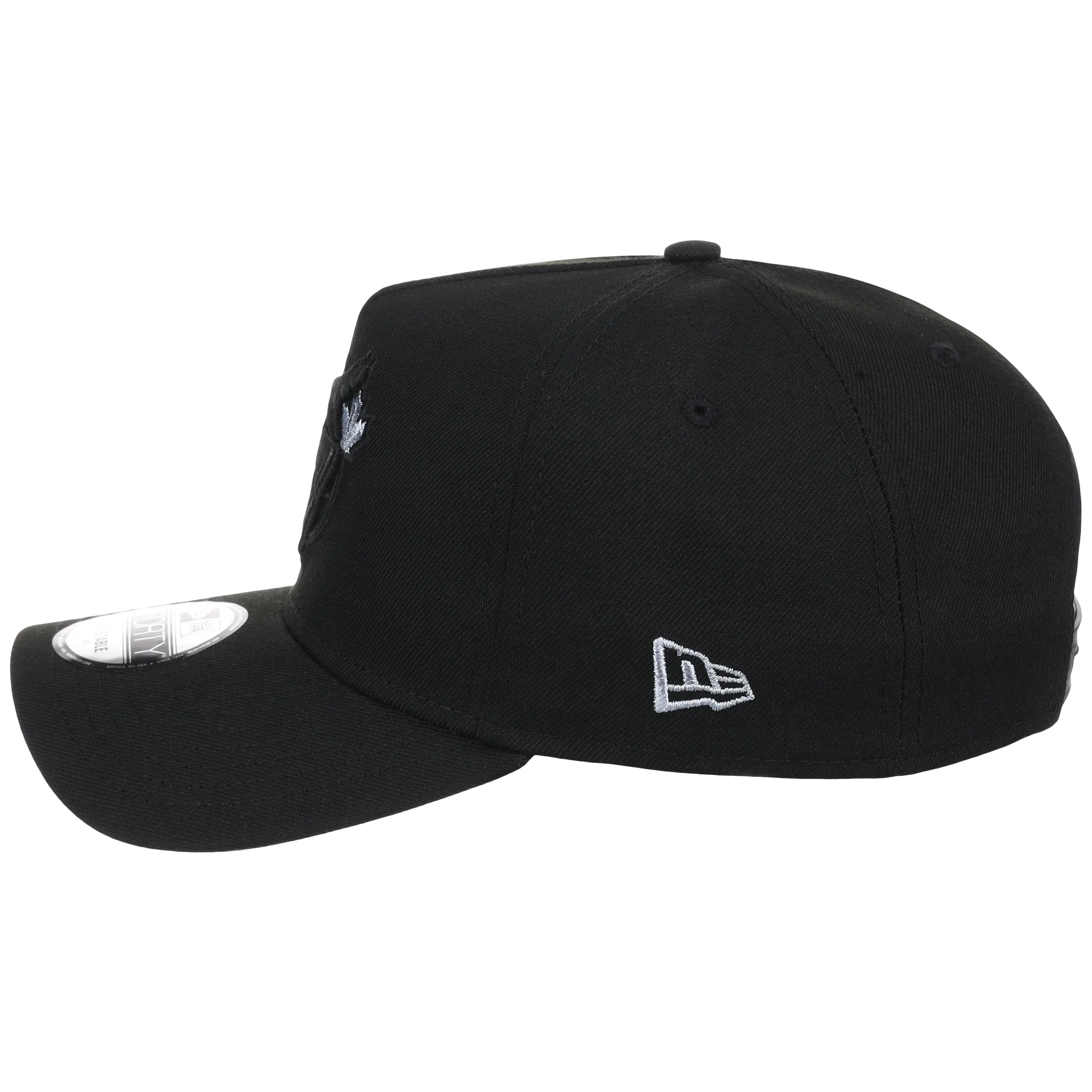 Toronto Blue Jays Toronto Crown the City - Black Pop Sky New Era 9FORTY (Black/Black) - Image 6
